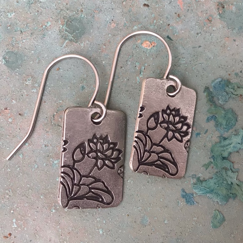 New Sundance Charm silver earrings - Picture 2 of 6